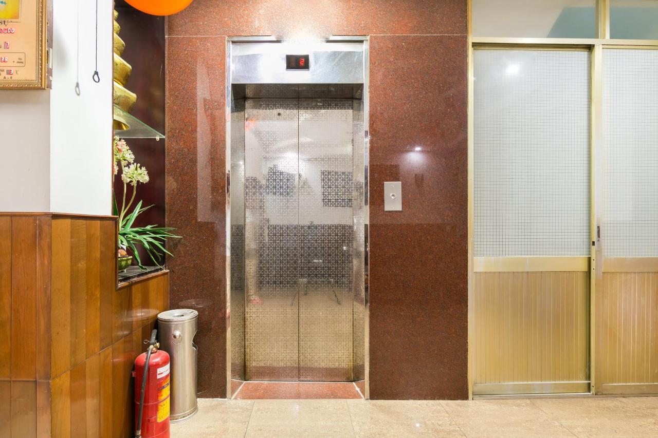 Khách sạn Oyo 369 Minh Anh 2*